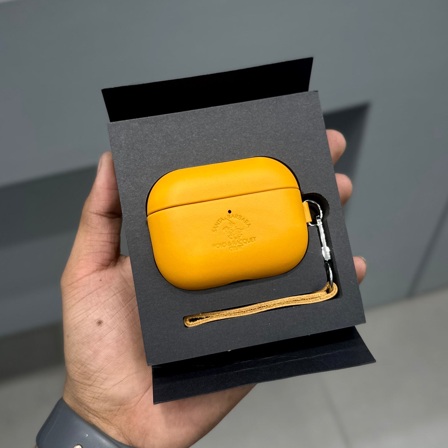 ORWELL SERIES AIRPODS CASE - HONEY YELLOW ( No. 2865 )