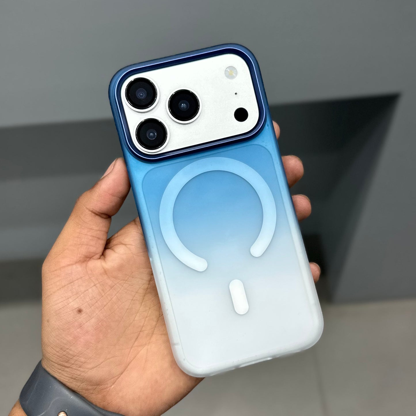 KWINI FROST CASE MAGSAFE - BLUE ( No. 3289 )