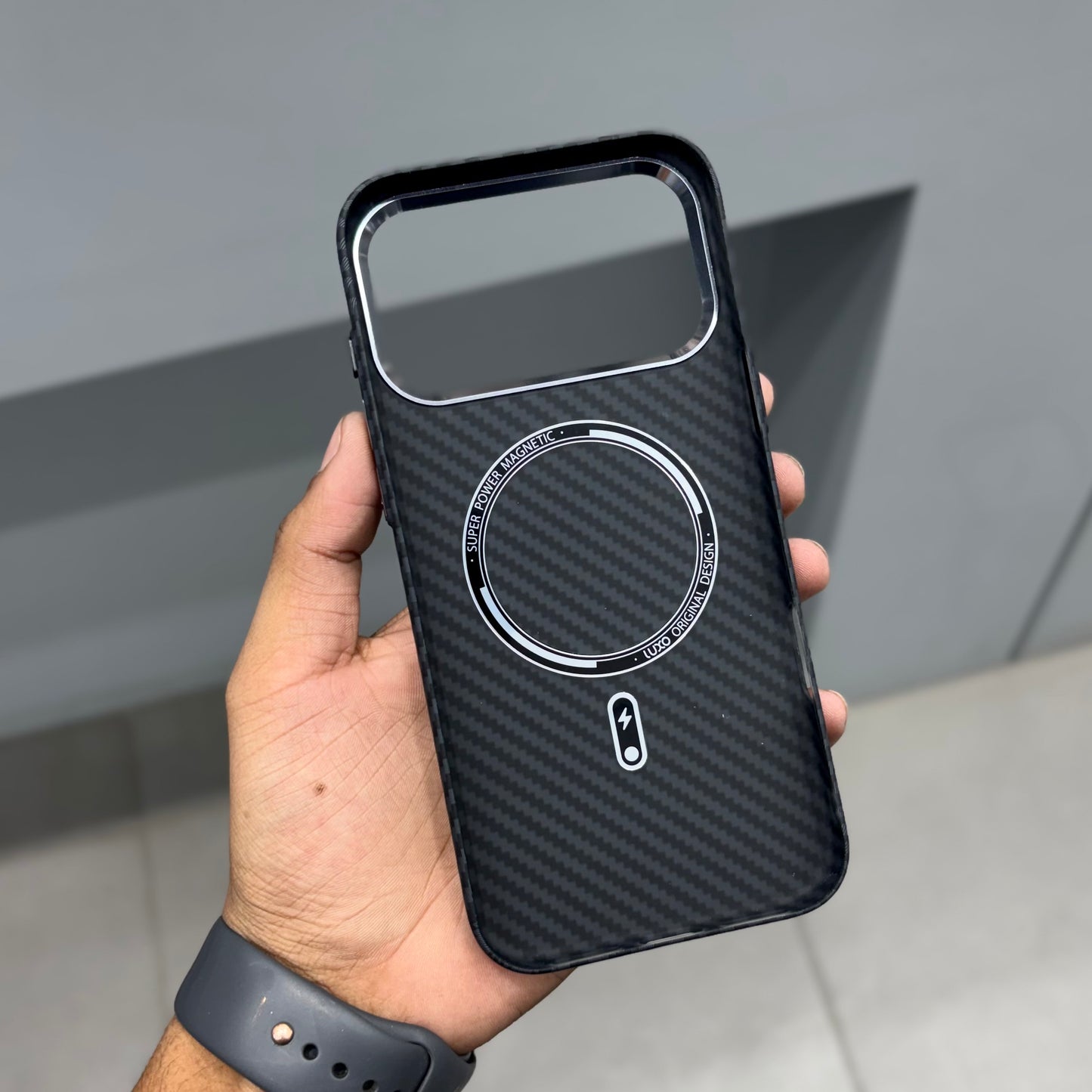 LUXO CARBON CASE - BASIC BLACK ( No. 2501 )