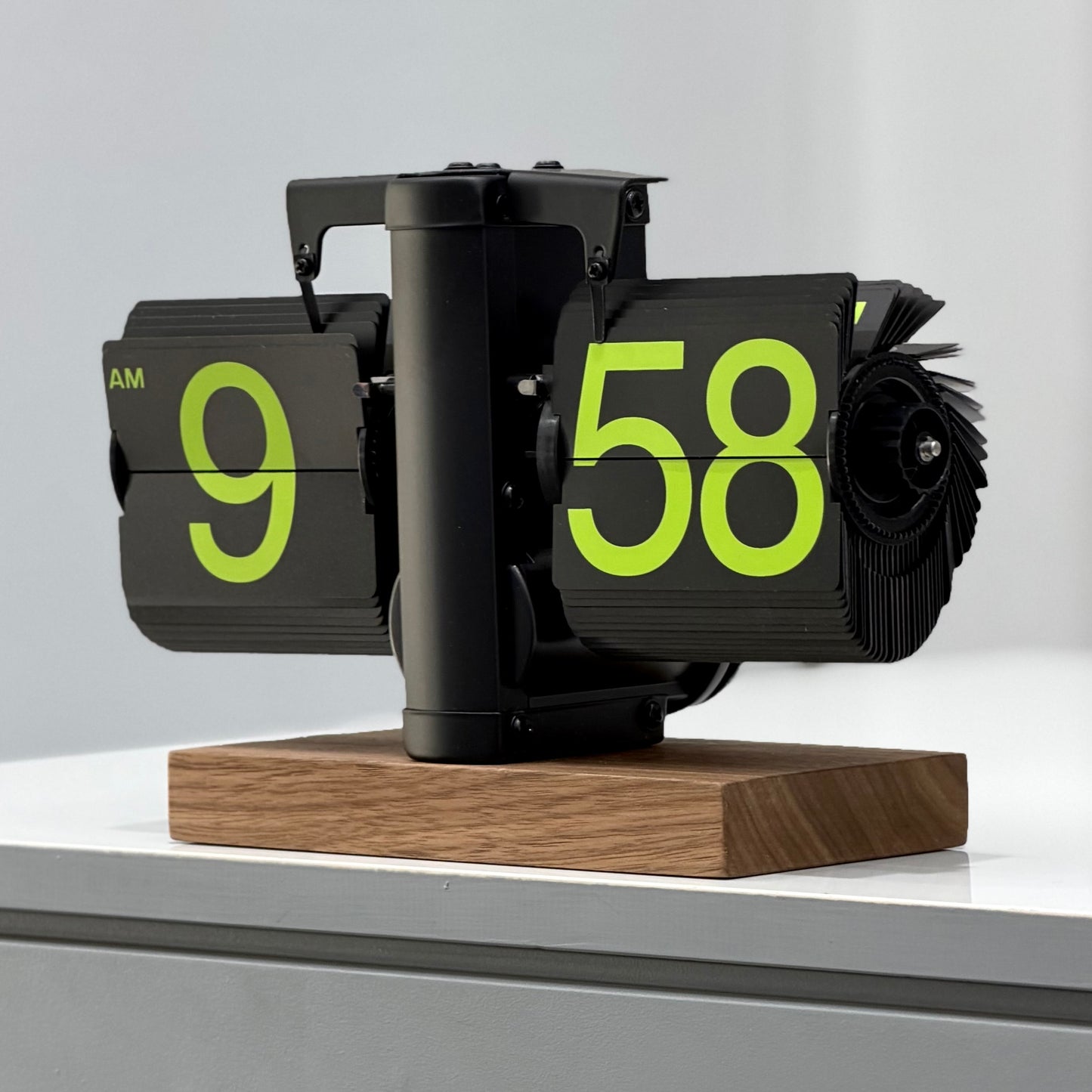 RETRO FLIP X MACHANICAL FLIP WATCH - GREEN BLACK ( No. 2665 )