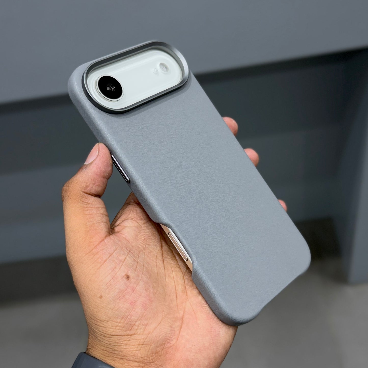 XUNDO UEGAN LEATHER CASE MAGSAFE - GREY ( No. 2874 )