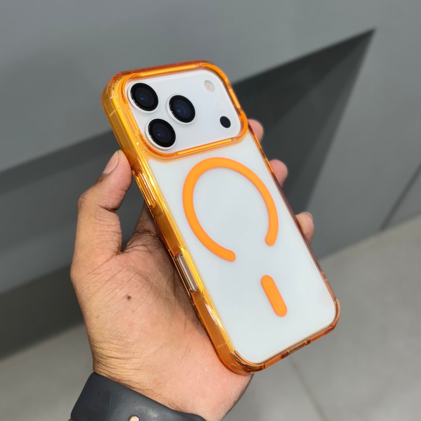 Parado Trans Magsafe Case-Orange ( No. 2123 )