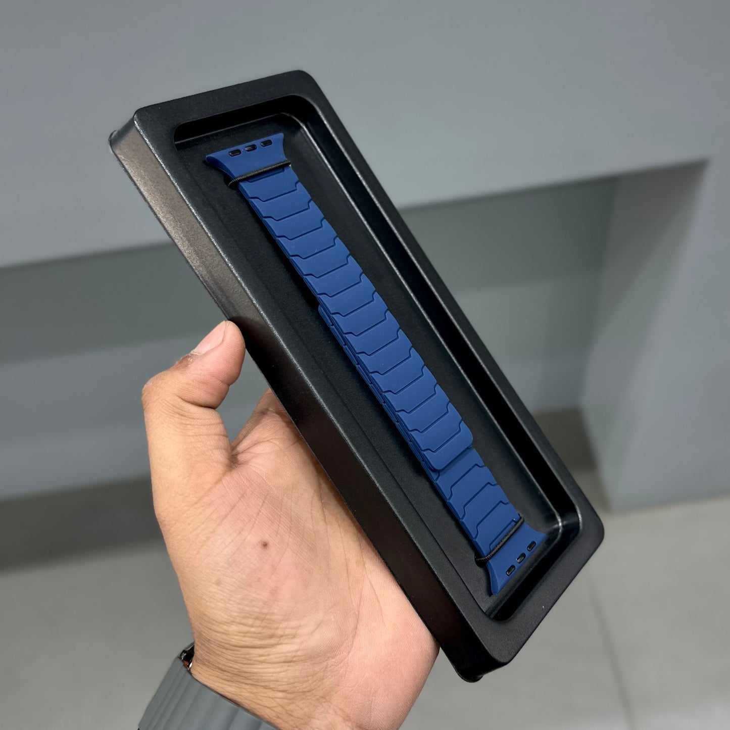 MAGNETIC CLASP STRAP - BLUE ( No. 3193 )