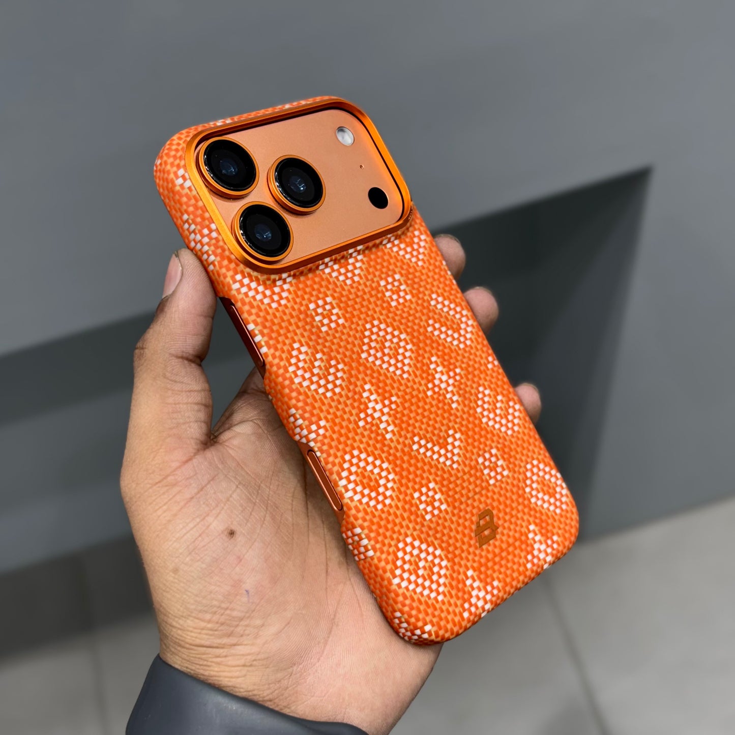 BLUEO GILDED TACTILE WOVEN REAL CARBON CASE - ORANGE ( No. 2559 )
