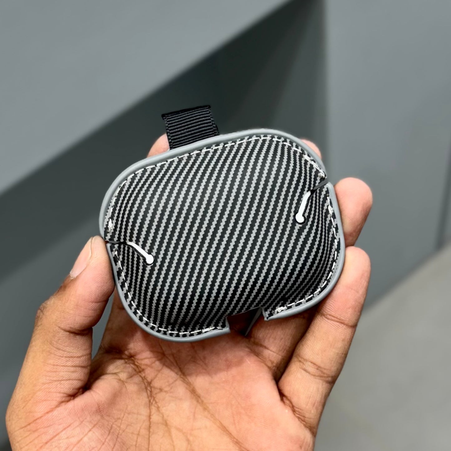 Cabon Lock Airpods Case( No. 2069 )