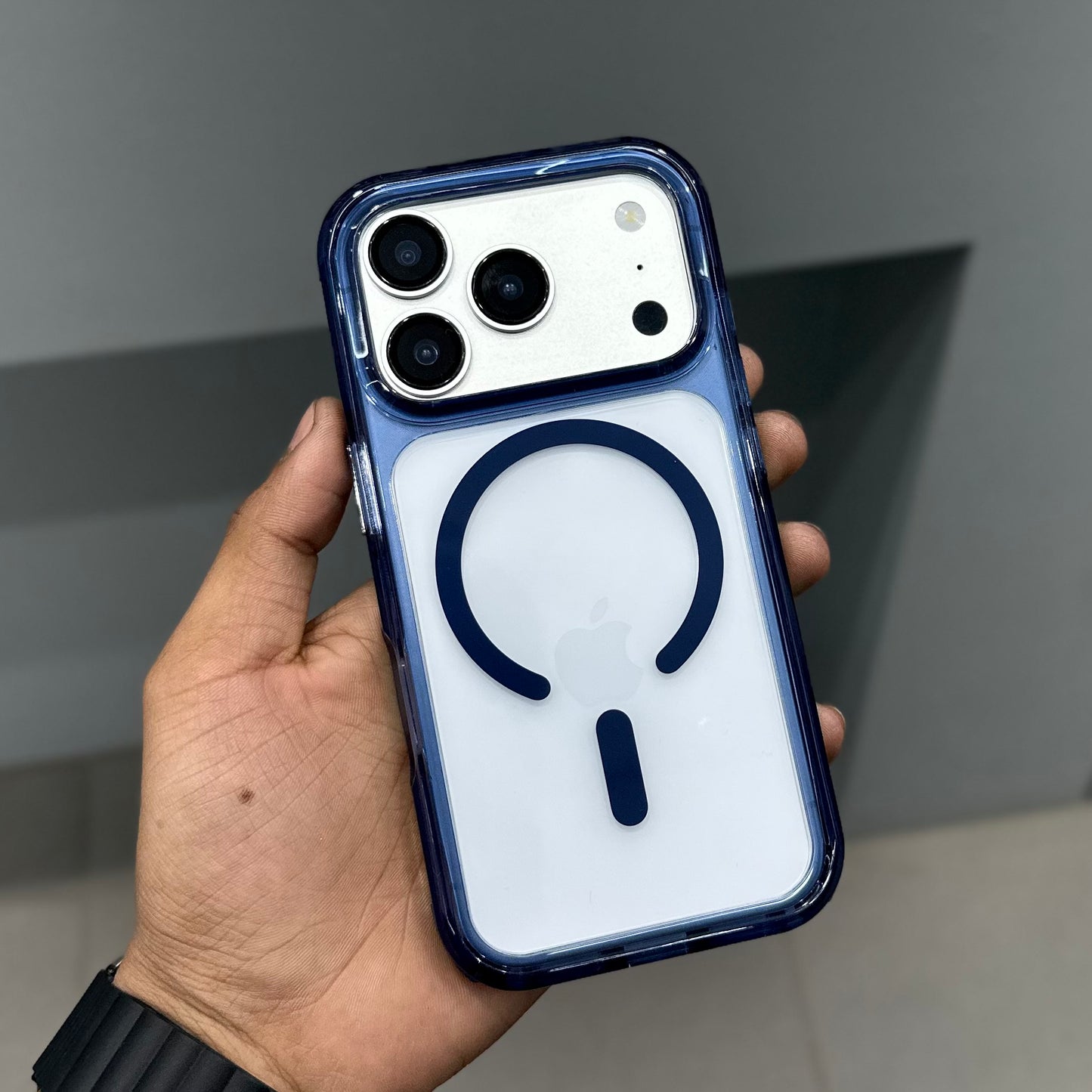 TRANZO TRIPLE LAYER MAGSAFE CASE-BLUE ( No. 2959)