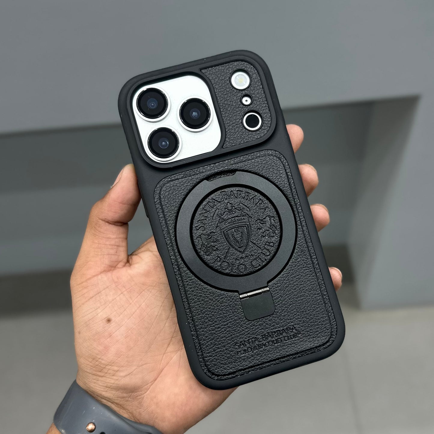 Santa Barbara Primo Case with Magsafe-Black ( No. 2010 ) 17 Series