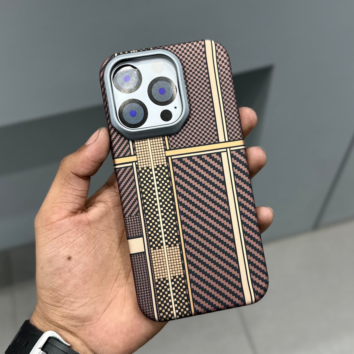 CARBON DRIP MAGSAFE CASE - BROWN CHECK ( No. 2848 )