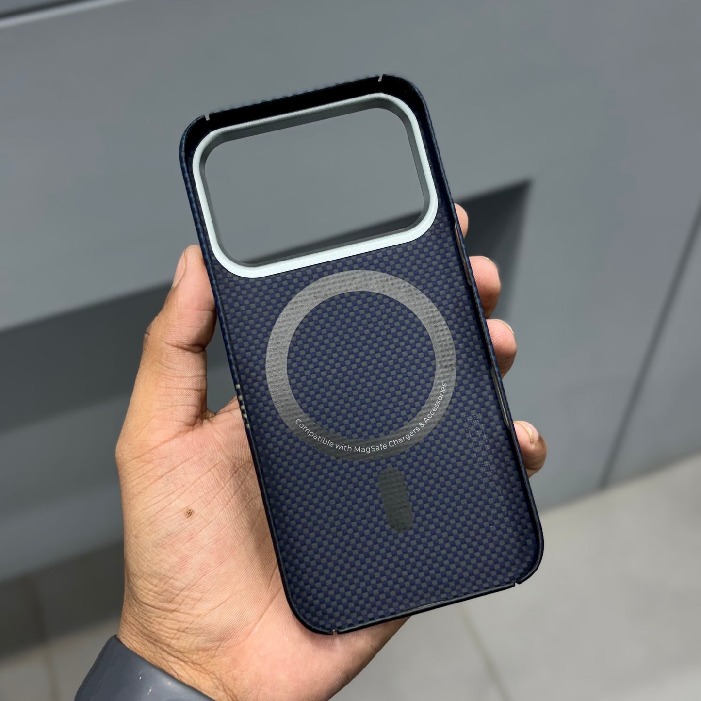 MEMUMI Real Carbon with Magsafe ( No. 2276 )