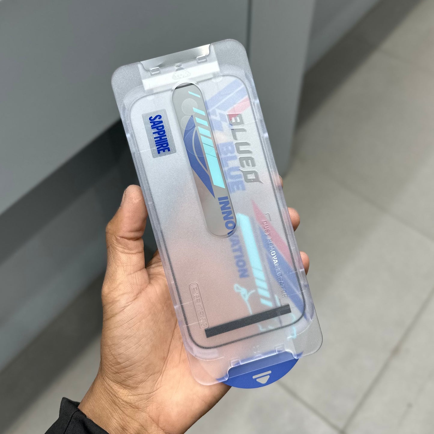 BLUEO SAPPHIRE GLASS ( No. 3235 )