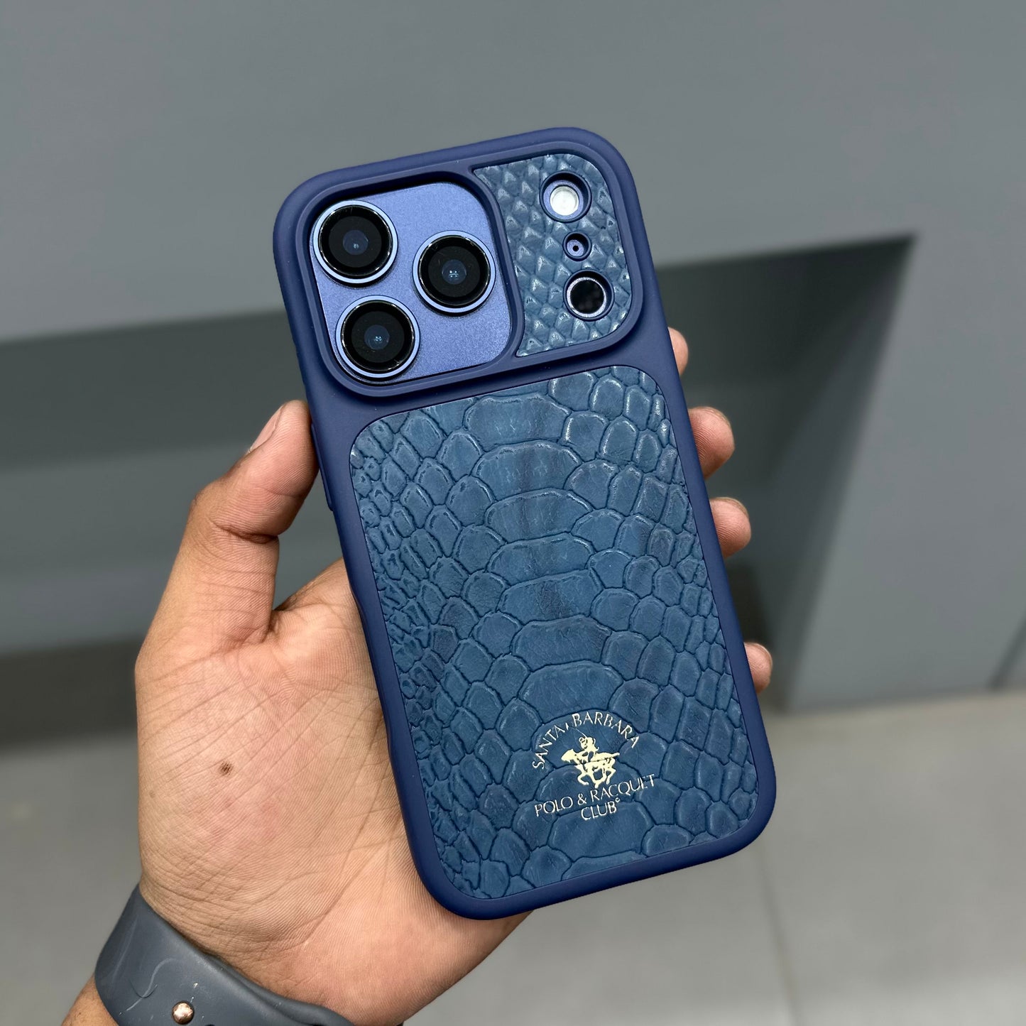 Santa Barbara Knight Case with Magsafe-Blue ( No. 2026 ) 17 Series