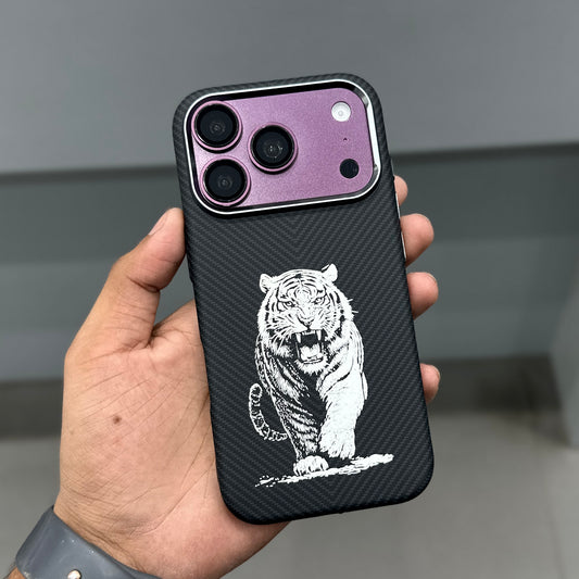 TIGER CARBON MAGSAFE CASE - BLACK ( No. 3731 )