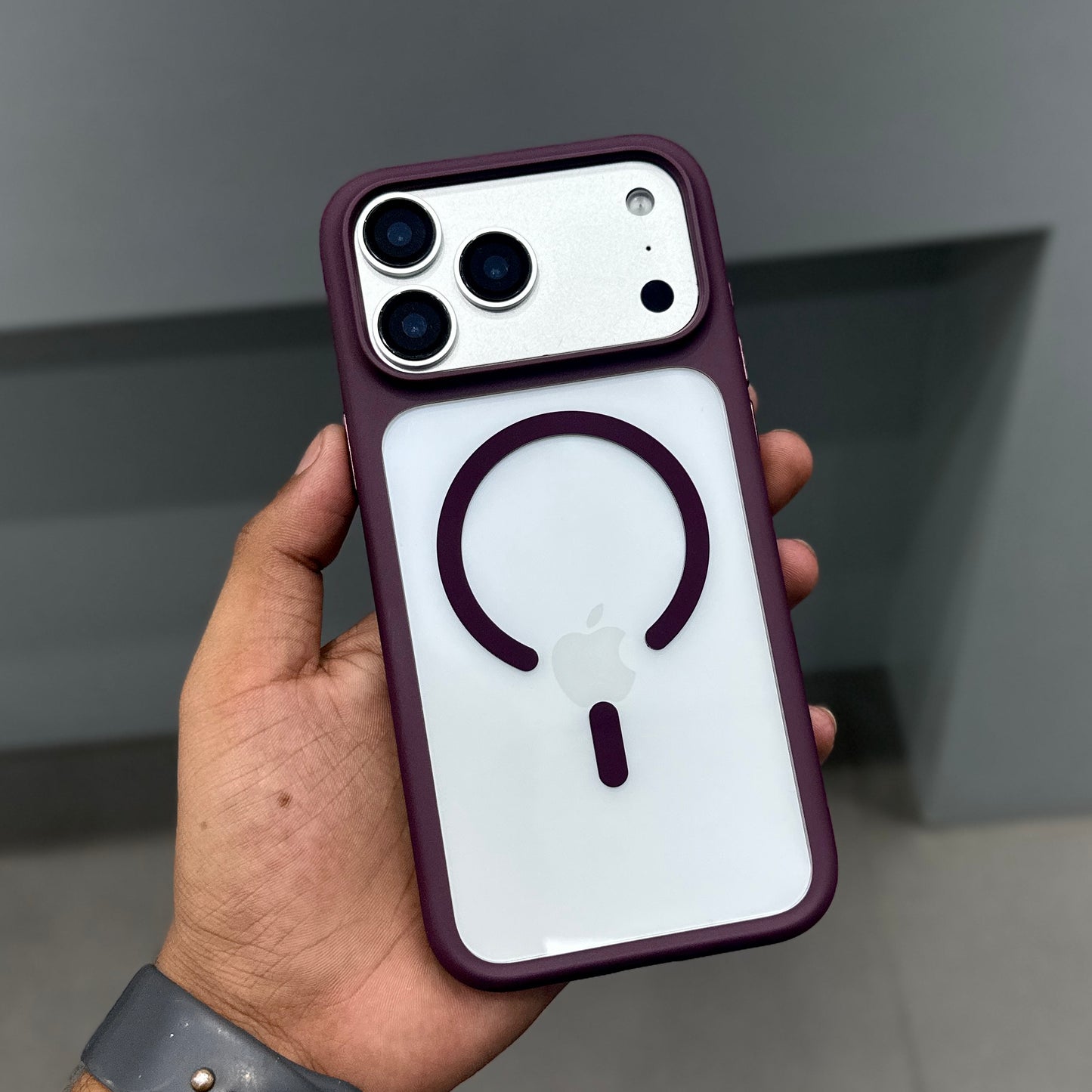 CMAQ ORIX MAGSAFE CASE - WINE RED ( No. 3798 )