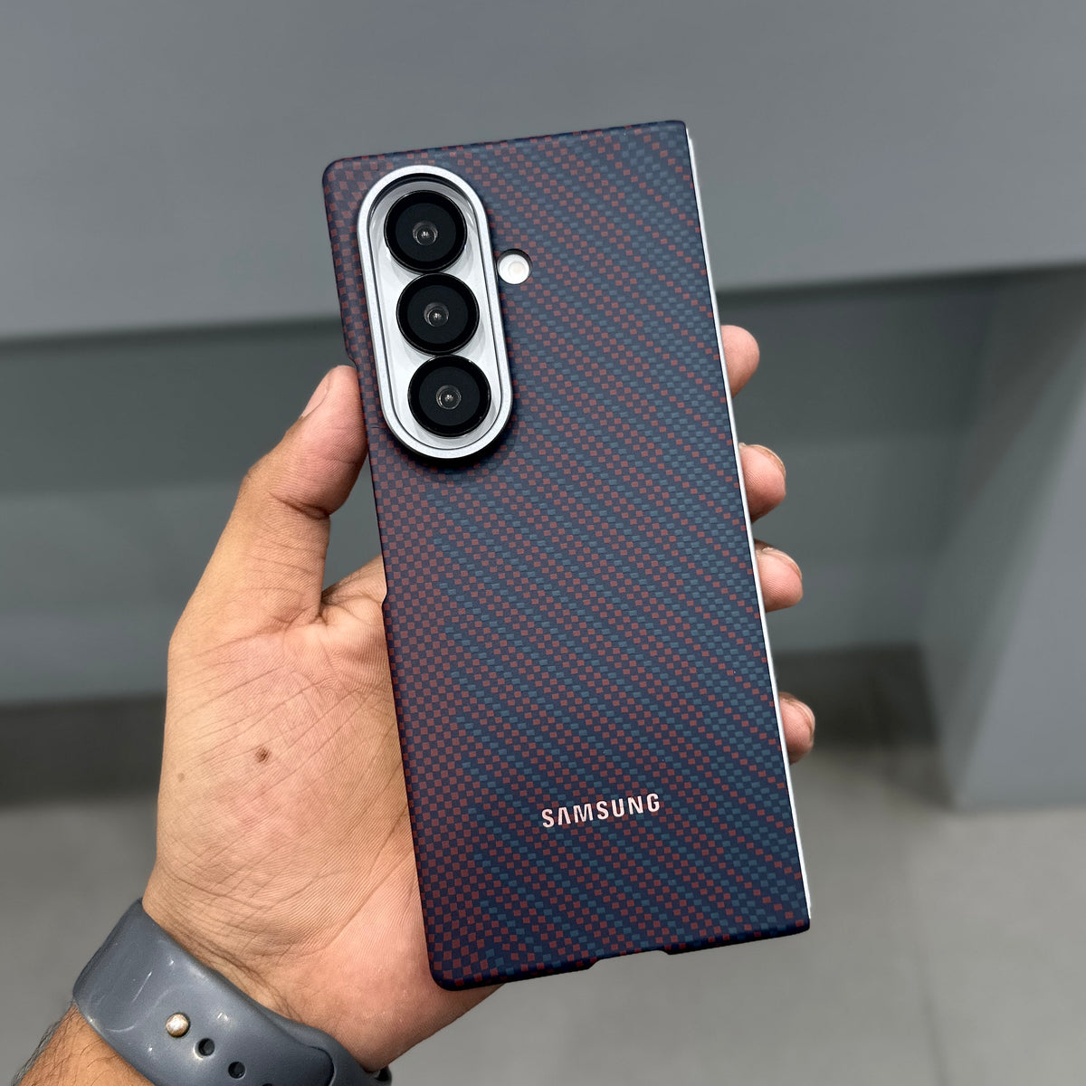 DREAMS CARBON MAGNET CASE - WINE RED ( No. 3891 )