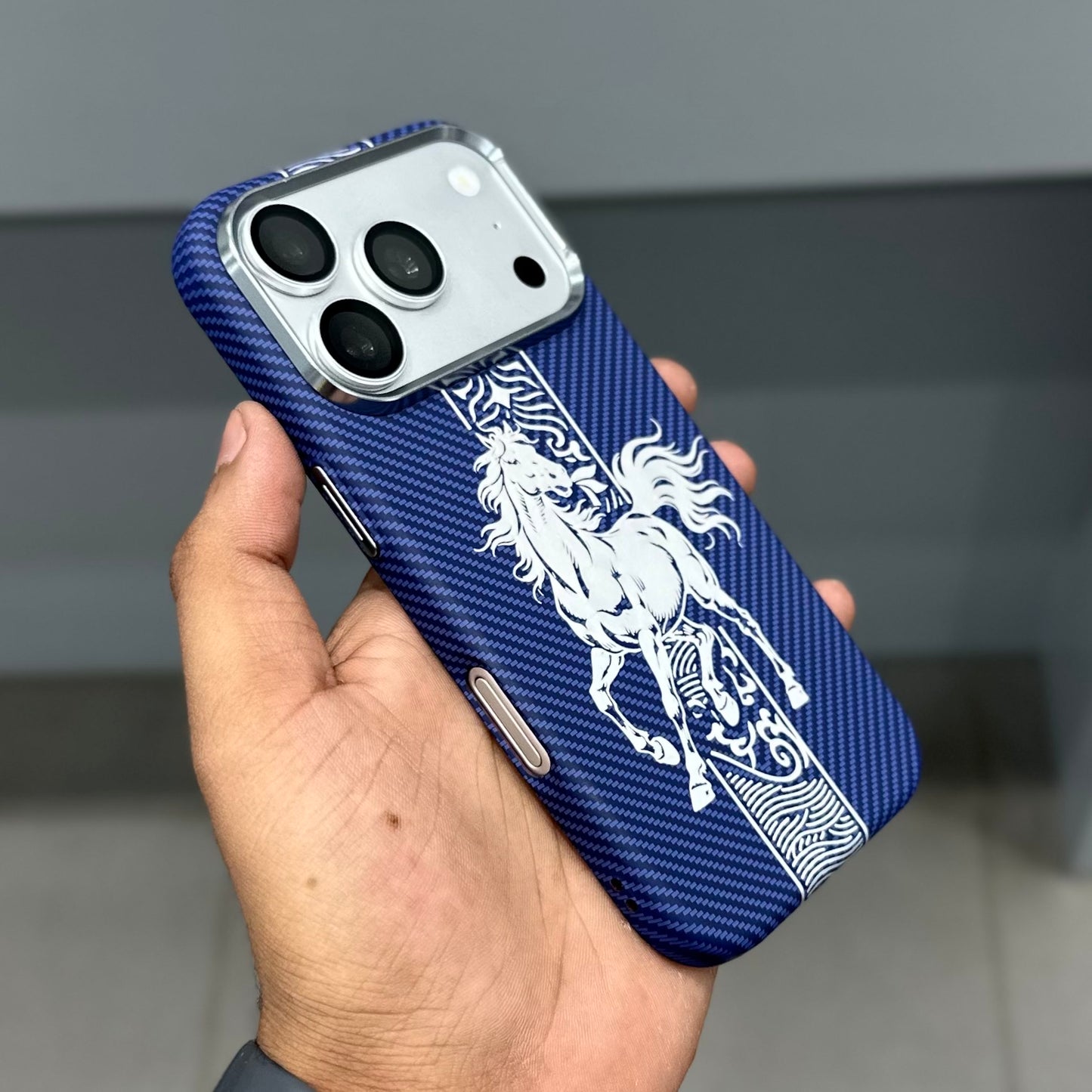 HORSE CARBON MAGSAFE CASE-BLUE-SILVER ( No. 3732 )
