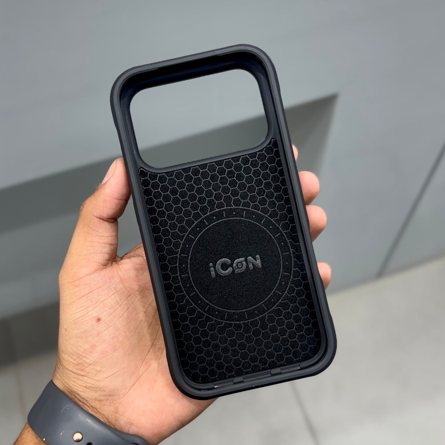 ICON CARBON CASE - Black ( No . 2318 )