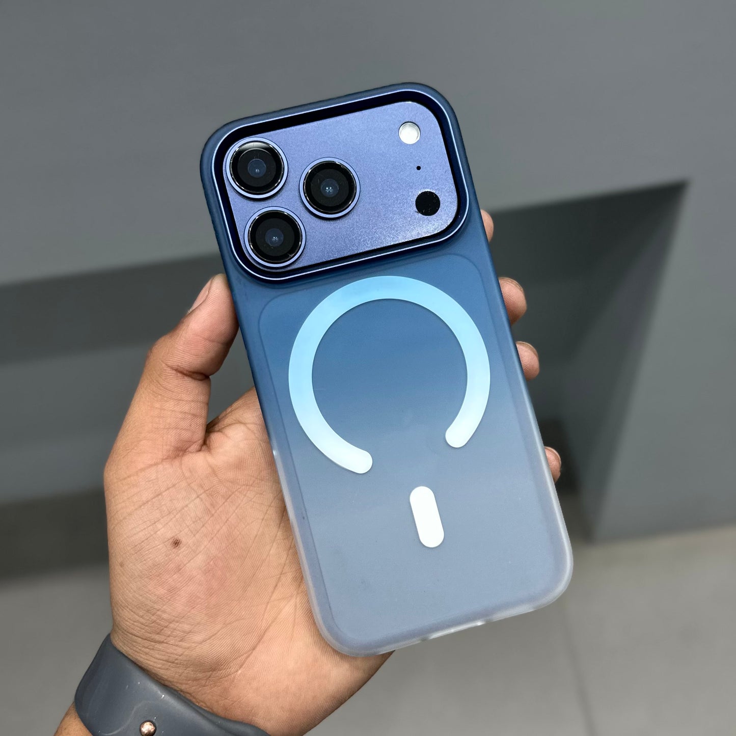 KWINI FROST CASE MAGSAFE - BLUE ( No. 3289 )