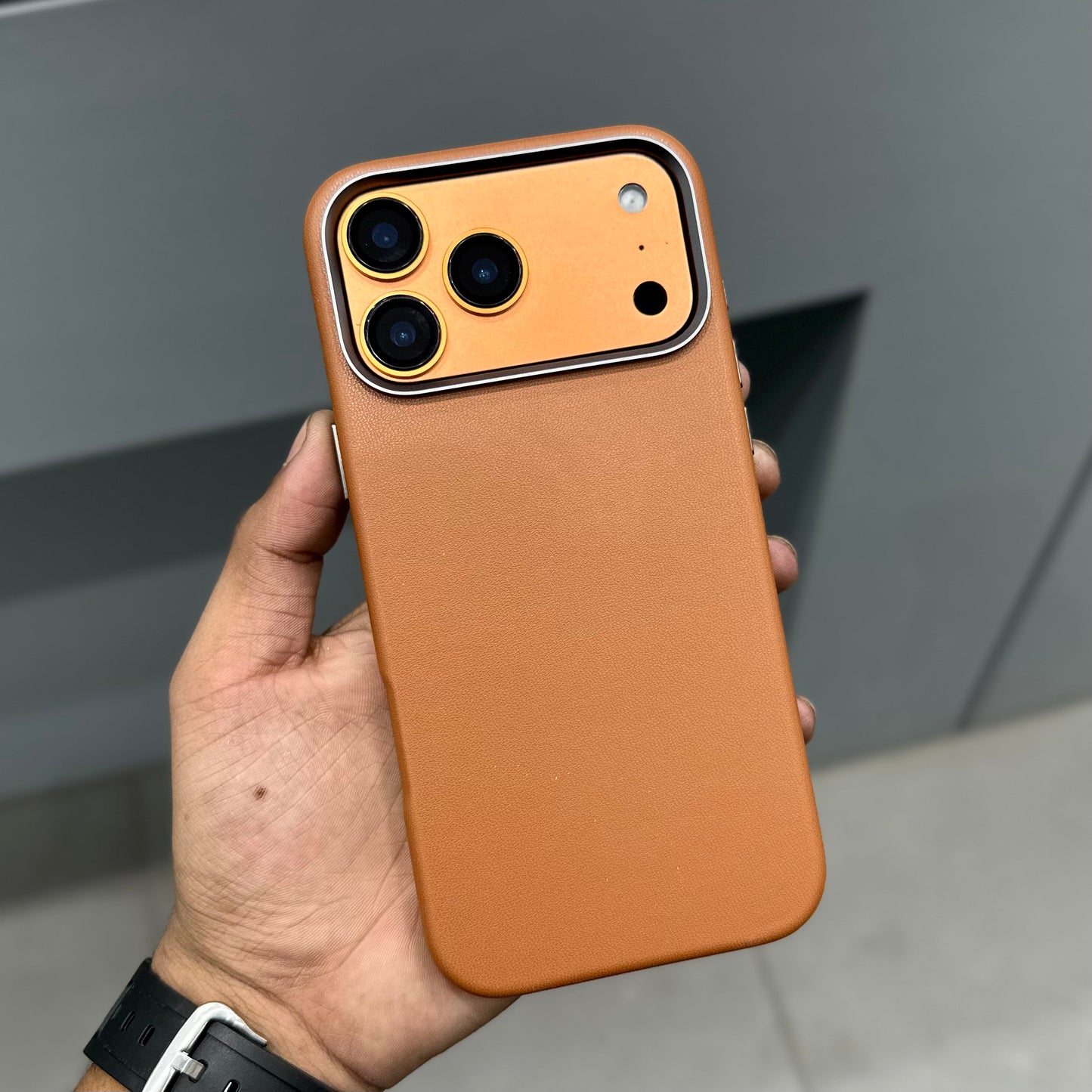 XUNDO VEGAN LEATHER CASE MAGSAFE - BROWN ( No. 2875 )