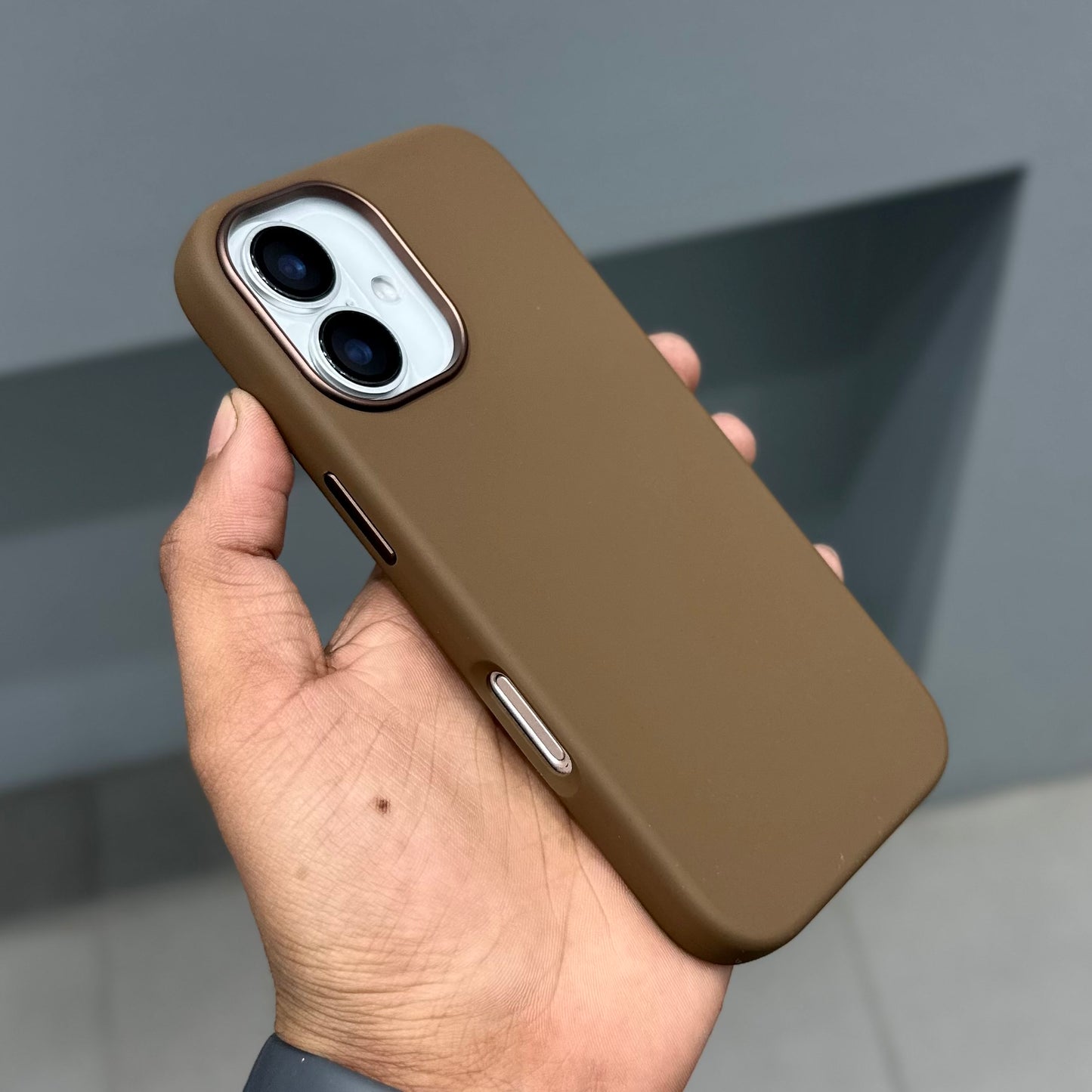 ICON GELIX SILICON CASE MAGSAFE - BROWN ( No. 2883 )