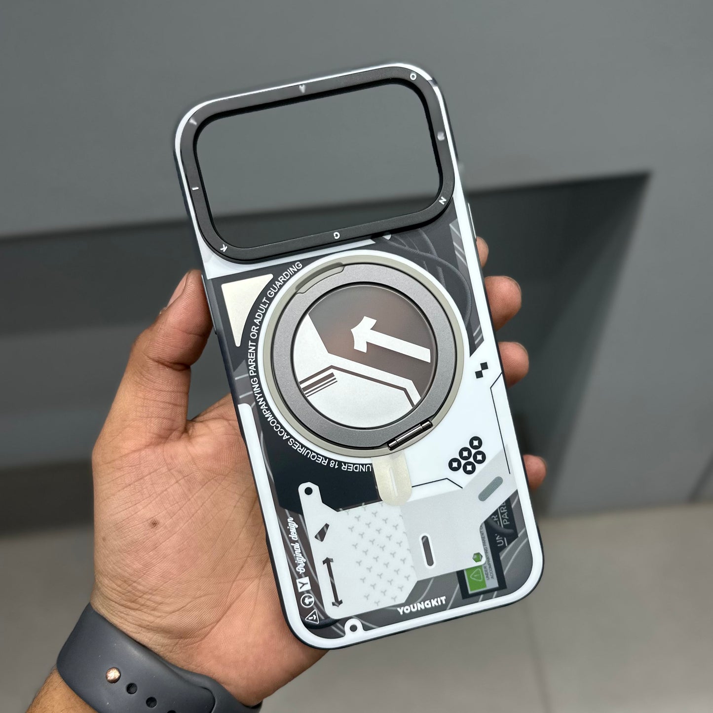 YOUNGKIT CYER WITH STAND MAGSAFE CASE - WHITE ( No. 3116 )