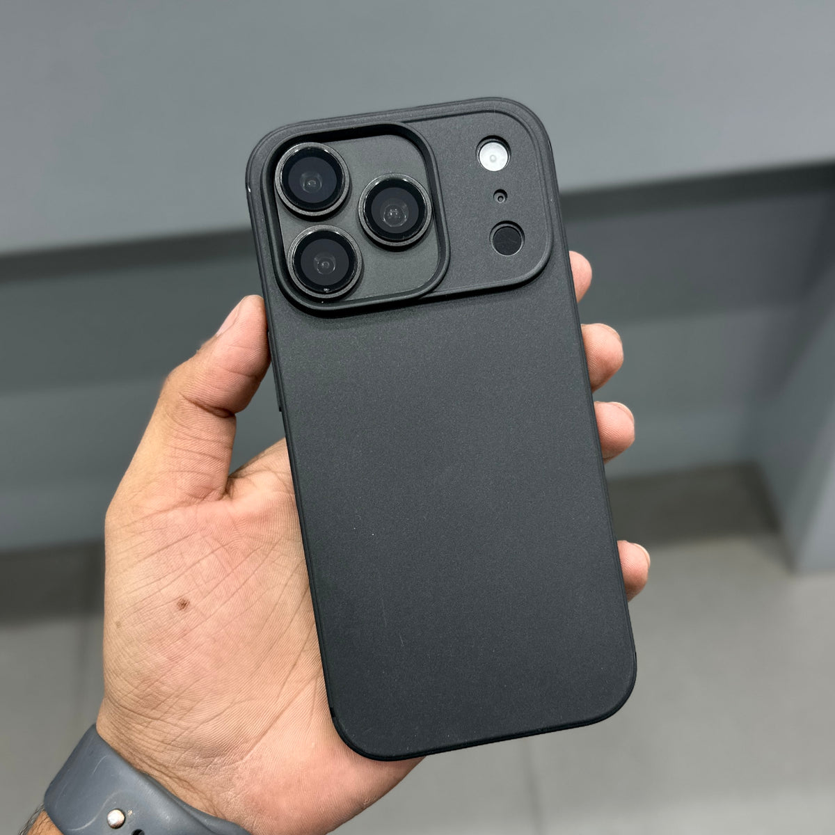 MATT BLACK CASE ( No. 4180 )