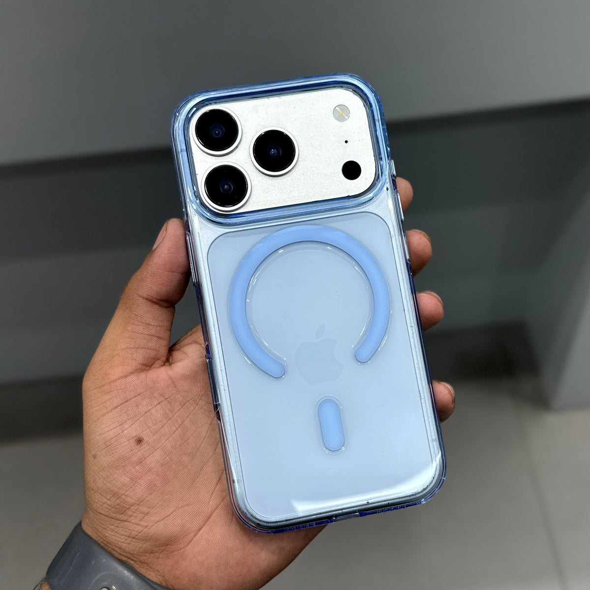 CMAQ PRISM PRO MAGSAFE CASE - SKY BLUE ( No. 4134 )