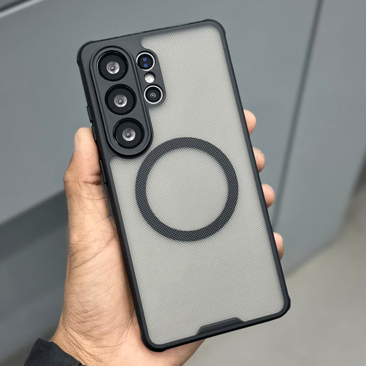 WUTAX BLACK DOT MAGSAFE CASE ( No. 3242 )