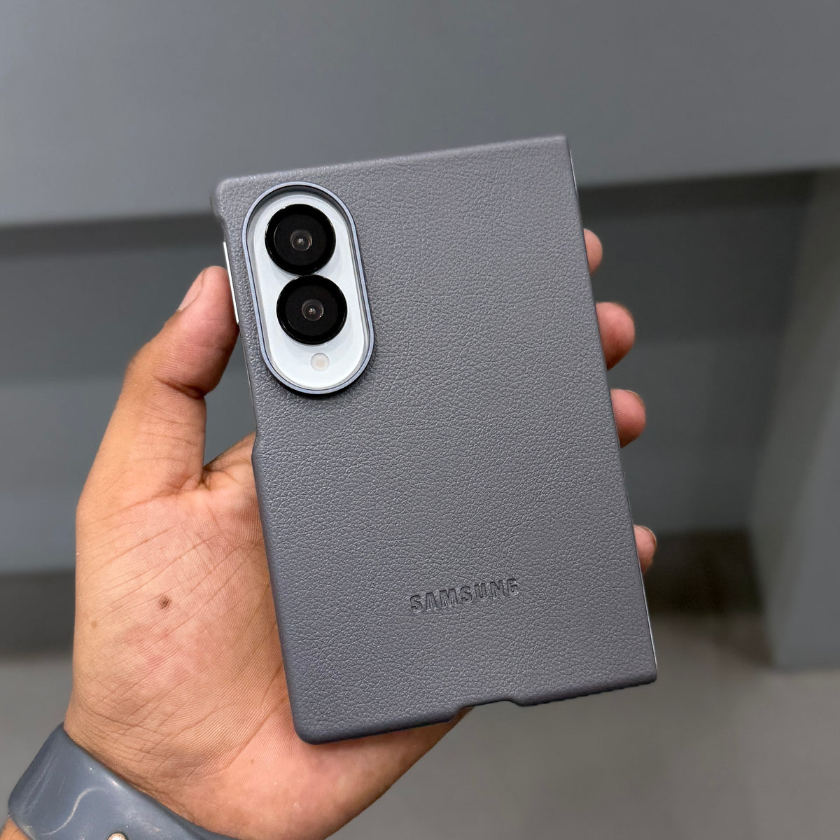 DREAMS VEGAN LEATHER CASE - GREY ( No. 3858 )