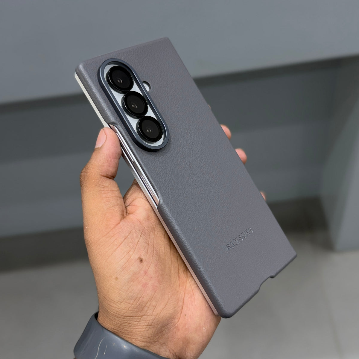 DREAMS VEGAN LEATHER CASE - GREY ( No. 3858 )