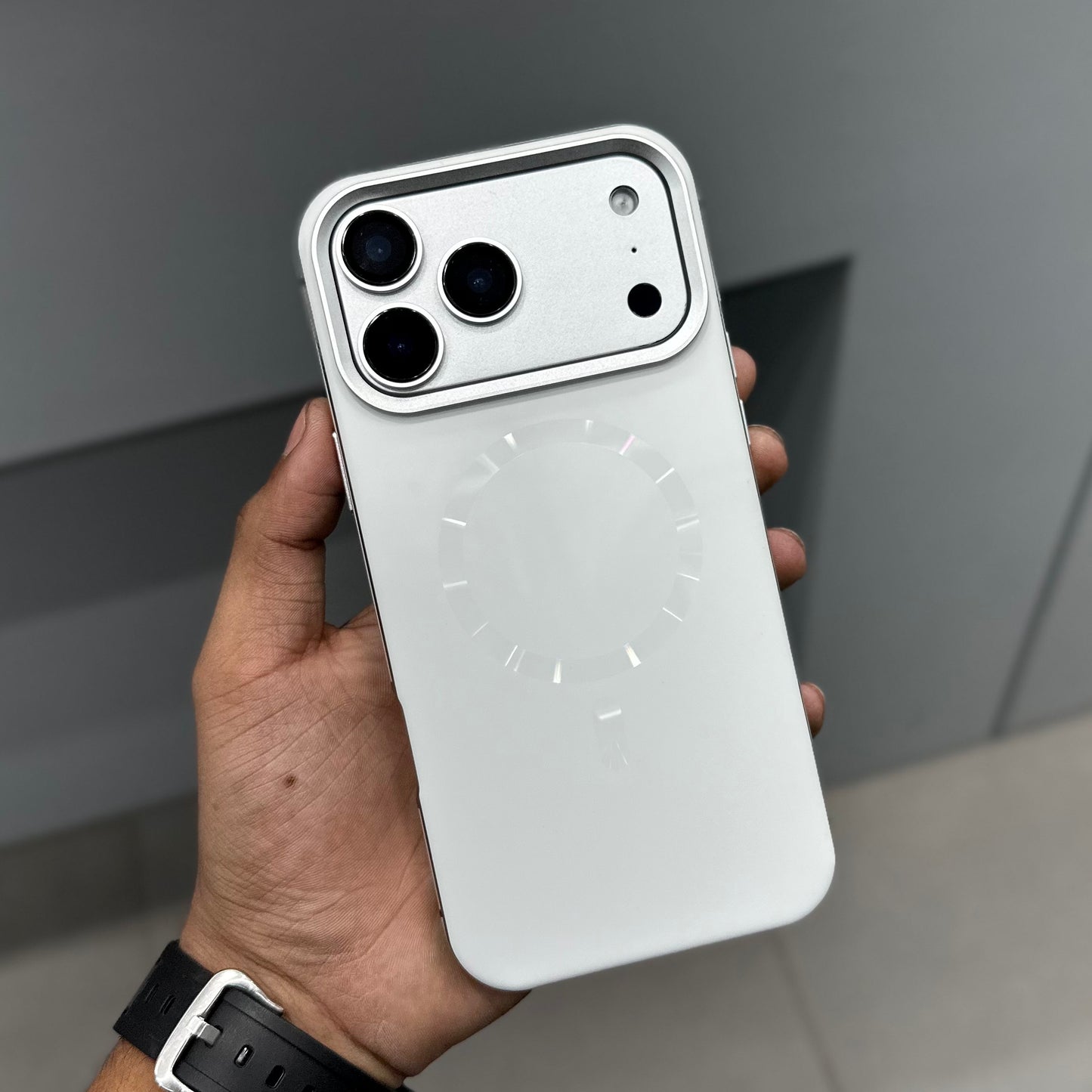 FIRELINE SIDE METAL CASE WITH MAGSAFE - WHITE ( No. 2734 )