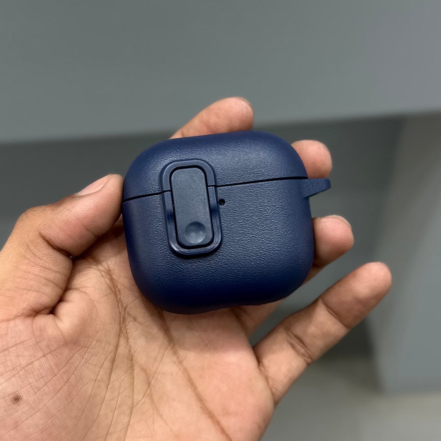 ANUMO LOCK AIRPODS CASE - BLUE ( No. 3093 )